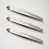 Tweezer with Cooling Ball